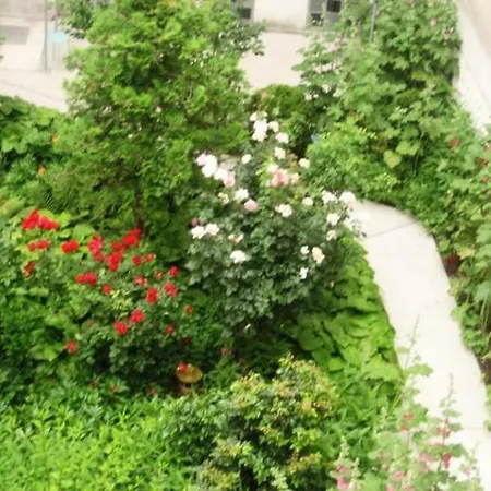 Freundliches Apartment Mit Innenhof-Garten Vienna Exterior photo